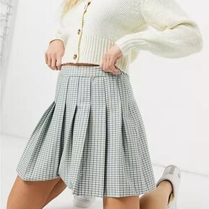 New Look Mini Pleated Tennis Skirt in Pastel Green Check